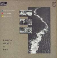 Gramofonska ploča John McLaughlin - Al Di Meola - Paco De Lucía Passion, Grace & Fire 811 334-1, stanje ploče je 9/10