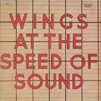 Gramofonska ploča Wings At The Speed Of Sound PAS 10010, stanje ploče je 8/10