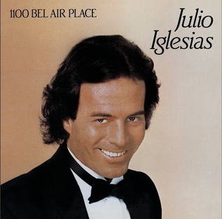 Gramofonska ploča Julio Iglesias 1100 Bel Air Place CBS 86308, stanje ploče je 10/10