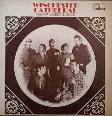 Winchester Cathedral / There's A Kind Of Hush / Oh Donna Clara / Your Love Ain't What It Used To Be New Vaudeville Band