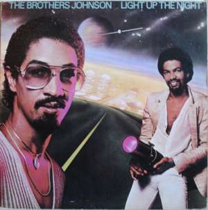 Gramofonska ploča Brothers Johnson Light Up The Night 2220210, stanje ploče je 9/10