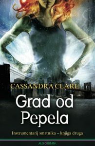 Grad od pepela Clare Cassandra